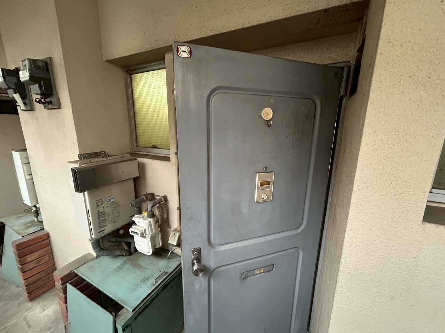 名古屋市にてアパート室内塗装工事〈退去後の原状回復に伴う塗装工事〉の施工前写真